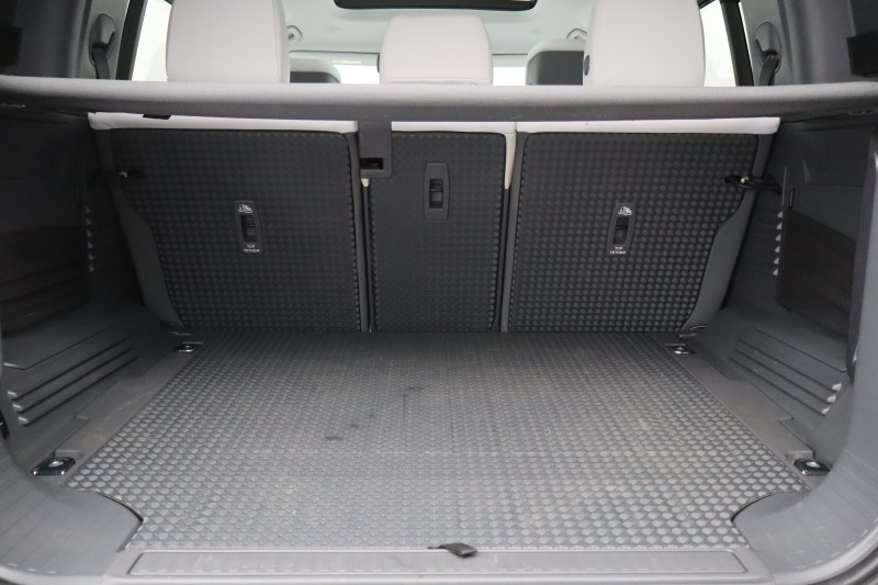 Used Land Rover Defender 2024 for sale - 78108879: Photo 11