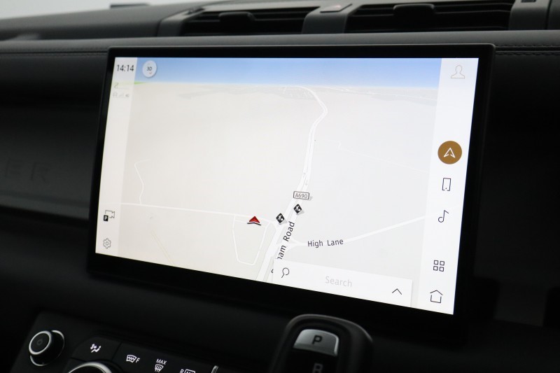 Used Land Rover Defender 2024 for sale - 78108879: Photo 12