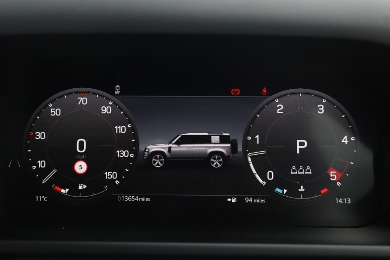 Used Land Rover Defender 2024 for sale - 78108879: Photo 18