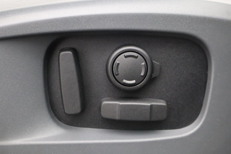 Used Land Rover Defender 2024 for sale - 78108879: Photo 29