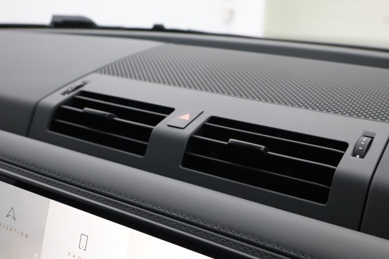 Used Land Rover Defender 2024 for sale - 78108879: Photo 40