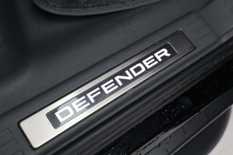 Used Land Rover Defender 2024 for sale - 78108879: Photo 43