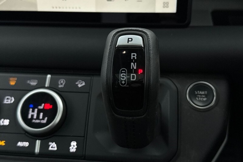 Used Land Rover Defender 2023 for sale - 77541533: Photo 13