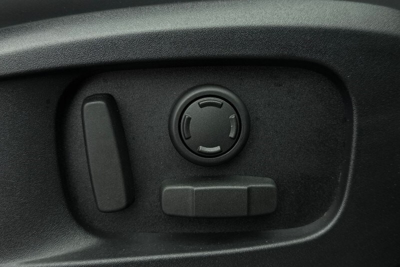 Used Land Rover Defender 2023 for sale - 77541533: Photo 25