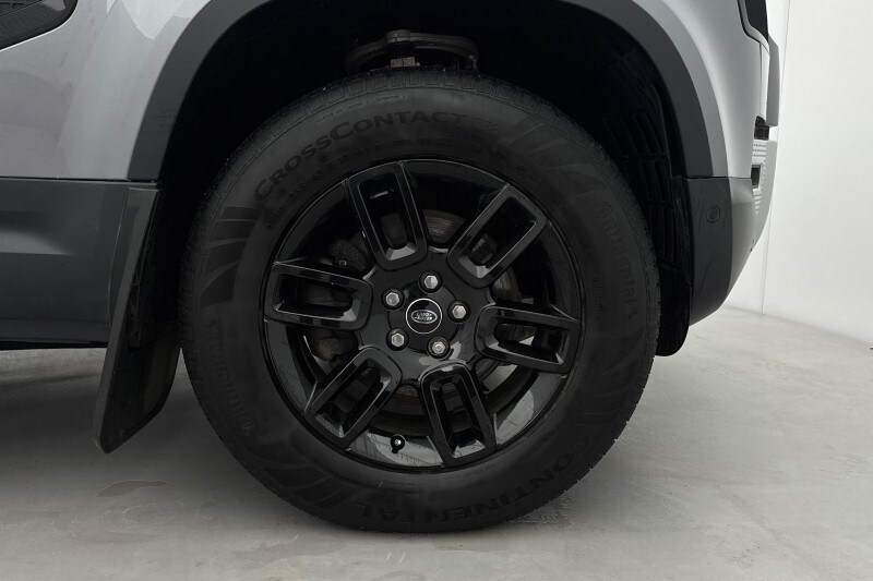 Used Land Rover Defender 2023 for sale - 77541533: Photo 8