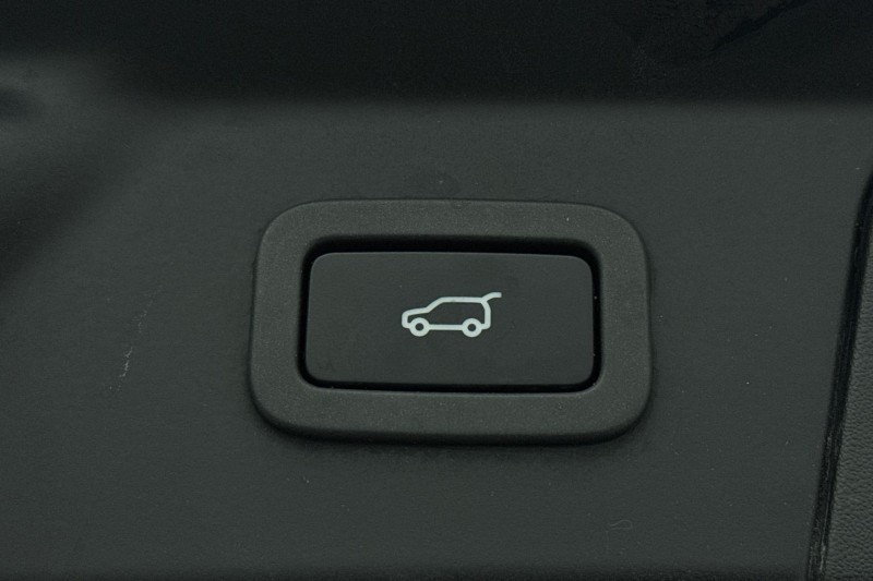 Used Land Rover Range Rover Velar 2018 for sale - 77662111: Photo 37