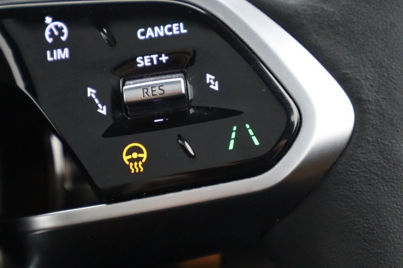 Used Jaguar XF 2024 for sale - 77950794: Photo 30