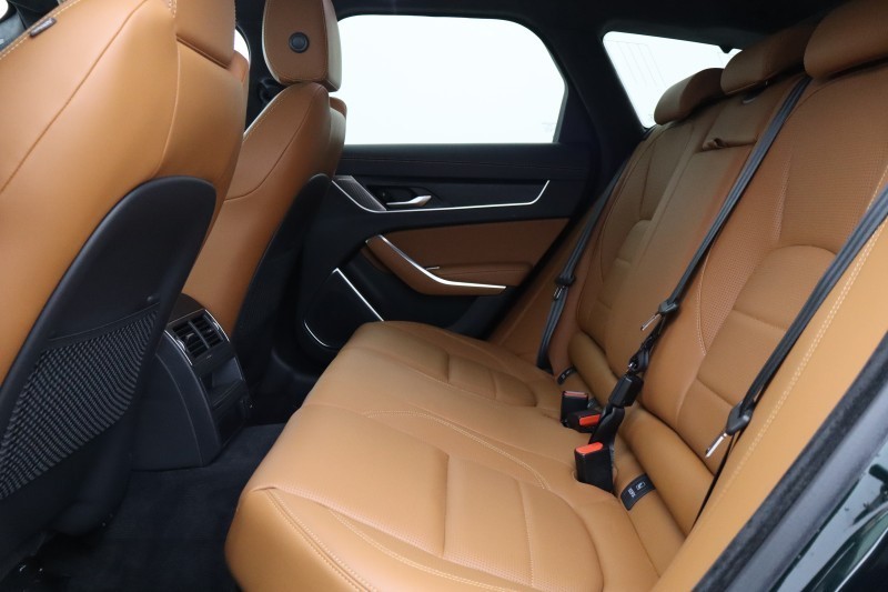 Used Jaguar XF 2024 for sale - 77950794: Photo 4