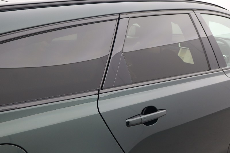 Used Jaguar XF 2024 for sale - 77950794: Photo 53