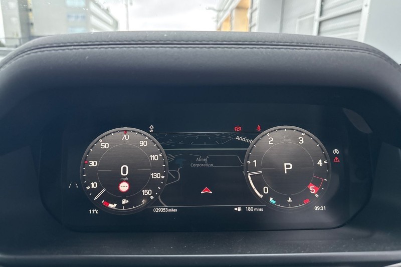 Used Land Rover Defender 2023 for sale - 76984318: Photo 16