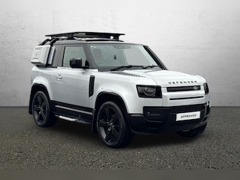 Used Land Rover Defender 2023 for sale - 76984318: Photo