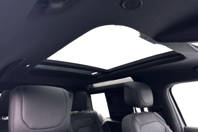 Used Land Rover Defender 2023 for sale - 76984318: Photo 21