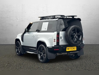 Used Land Rover Defender 2023 for sale - 76984318: Photo