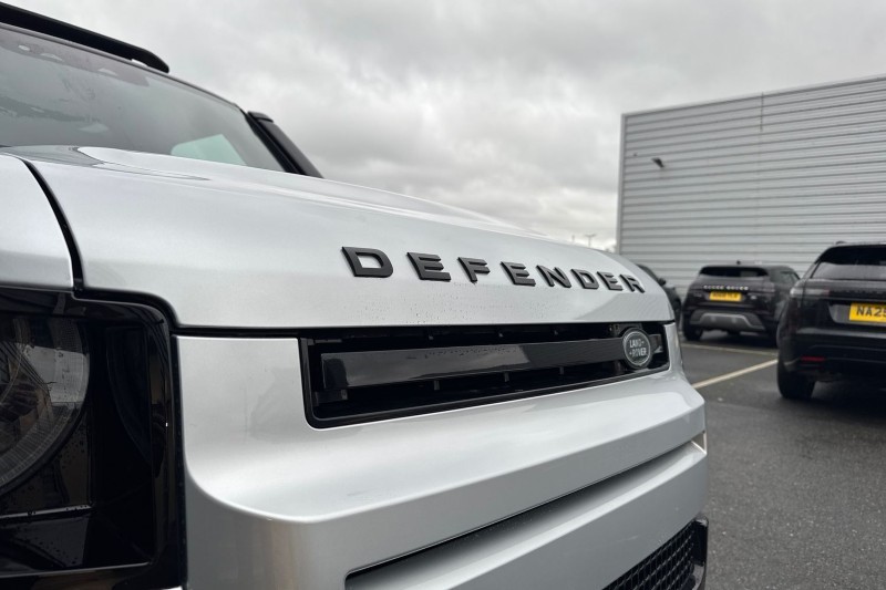 Used Land Rover Defender 2023 for sale - 76984318: Photo 39