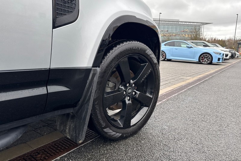 Used Land Rover Defender 2023 for sale - 76984318: Photo 45