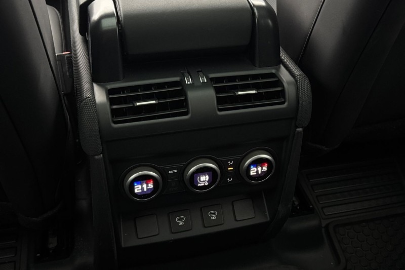Used Land Rover Defender 2024 for sale - 77391852: Photo 18