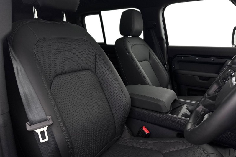 Used Land Rover Defender 2024 for sale - 77391852: Photo 26