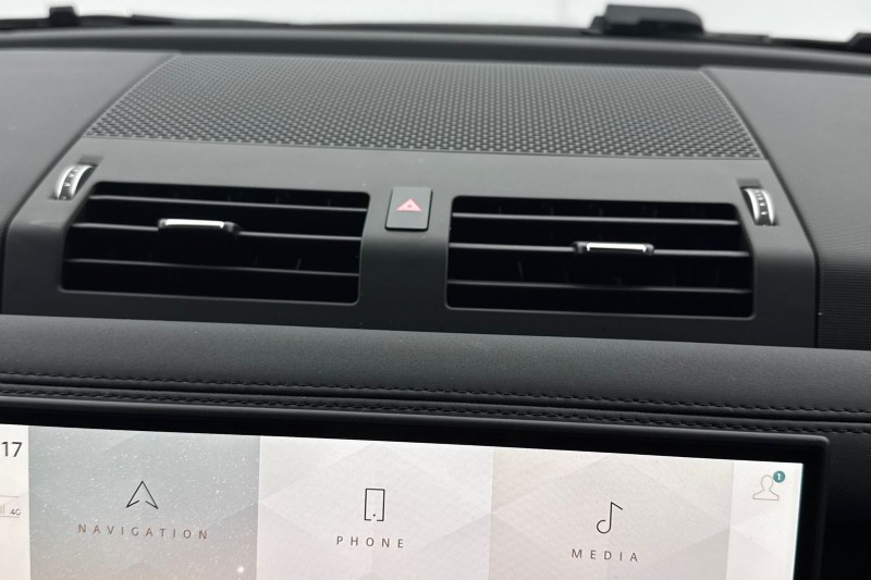 Used Land Rover Defender 2024 for sale - 77391852: Photo 33