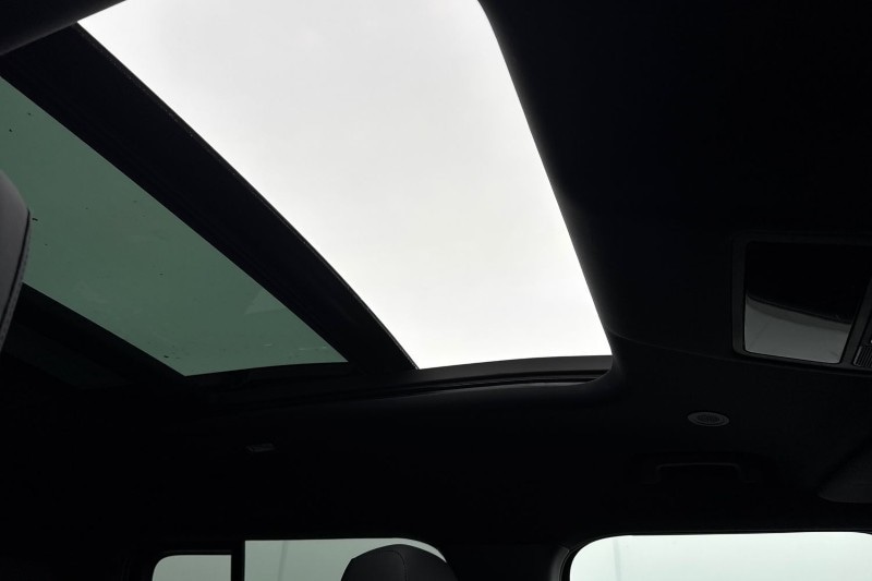 Used Land Rover Defender 2024 for sale - 77391852: Photo 52