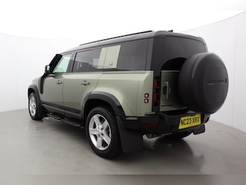 Used Land Rover Defender 2023 for sale - 78787820: Photo