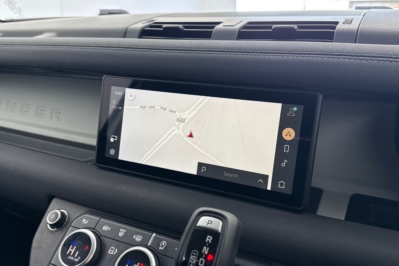 Used Land Rover Defender 2021 for sale - 77225307: Photo 11