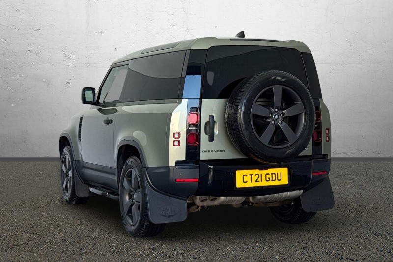 Used Land Rover Defender 2021 for sale - 77225307: Photo 2