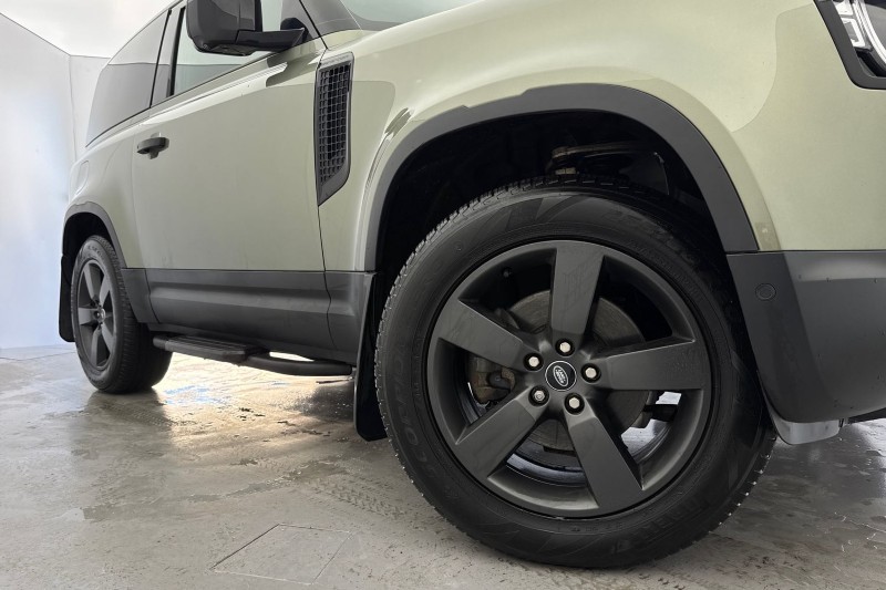 Used Land Rover Defender 2021 for sale - 77225307: Photo 38