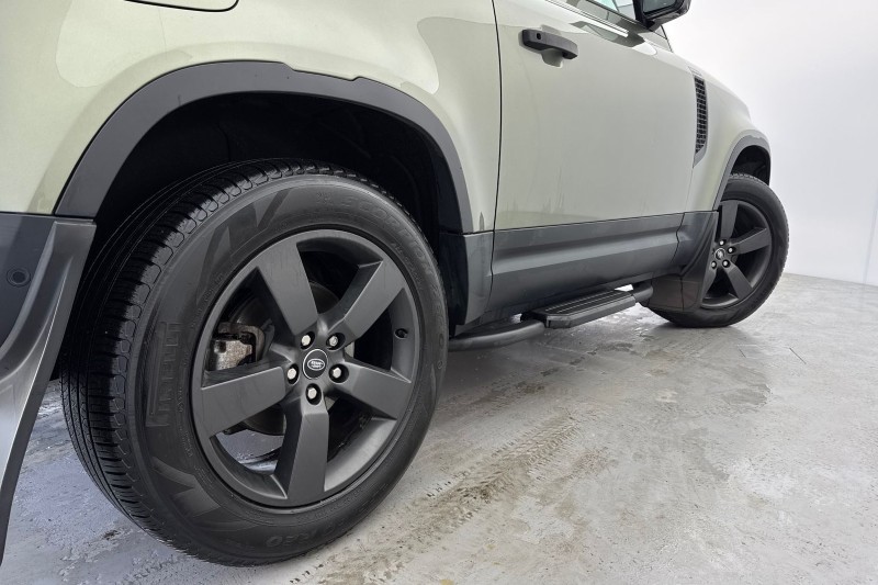 Used Land Rover Defender 2021 for sale - 77225307: Photo 42