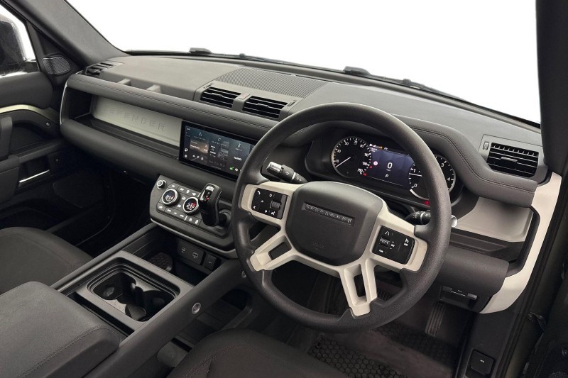 Used Land Rover Defender 2021 for sale - 77225307: Photo 9