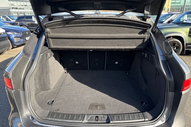 Used Jaguar F-Pace 2018 for sale - 77581457: Photo 11