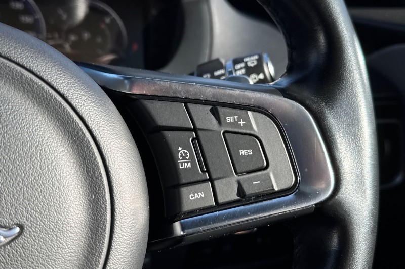 Used Jaguar F-Pace 2018 for sale - 77581457: Photo 29