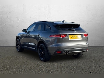 Used Jaguar F-Pace 2018 for sale - 77581457: Photo