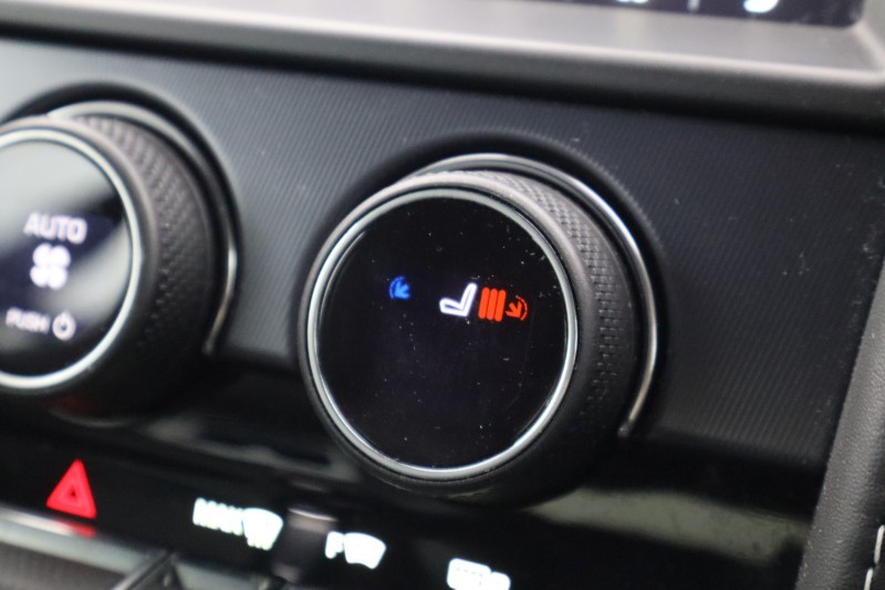 Used Jaguar F-Type 2021 for sale - 78011173: Photo 32