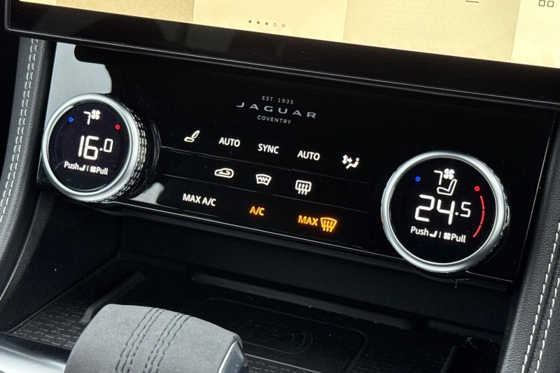 Used Jaguar F-Pace 2023 for sale - 77406422: Photo 52