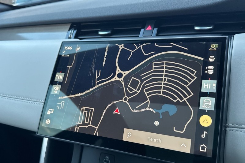 Used Land Rover Discovery Sport 2024 for sale - 76984359: Photo 11