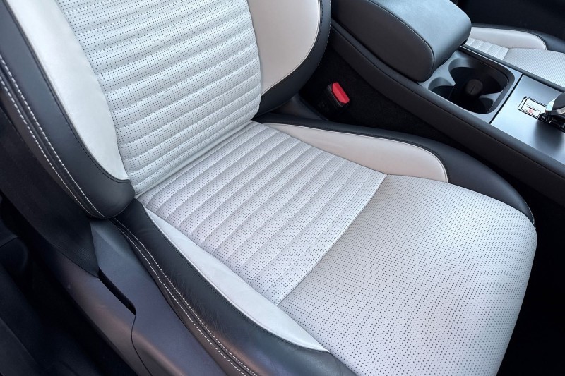 Used Land Rover Discovery Sport 2024 for sale - 76984359: Photo 25