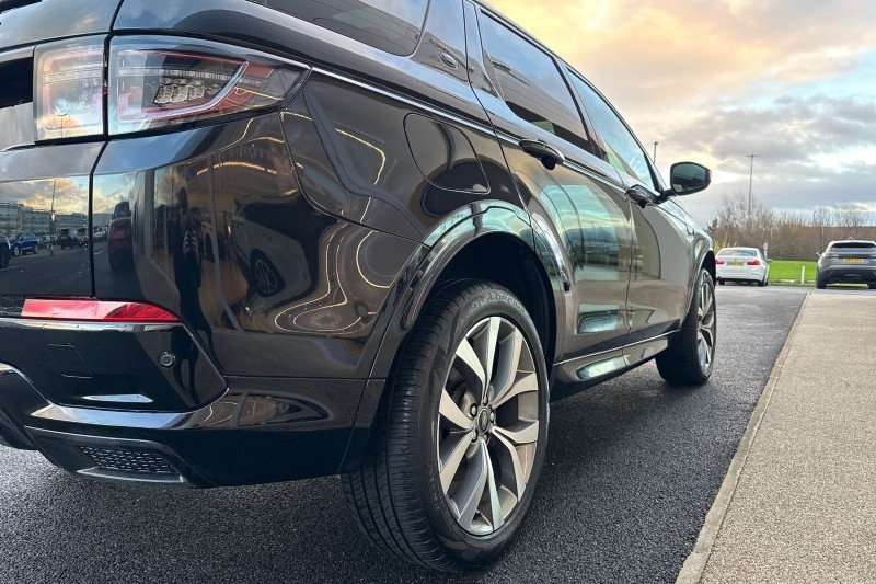 Used Land Rover Discovery Sport 2024 for sale - 76984359: Photo 46