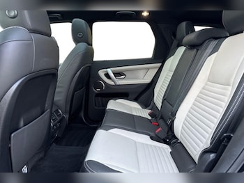 Used Land Rover Discovery Sport 2024 for sale - 76984359: Photo