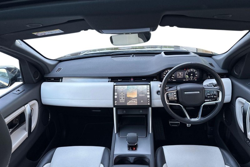 Used Land Rover Discovery Sport 2024 for sale - 76984359: Photo 9