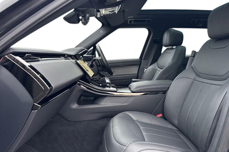 Used Land Rover Range Rover Sport 2025 for sale - 76984345: Photo 3