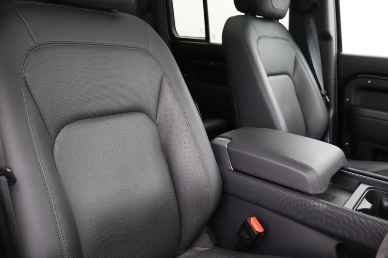 Used Land Rover Defender 2023 for sale - 78067132: Photo 29