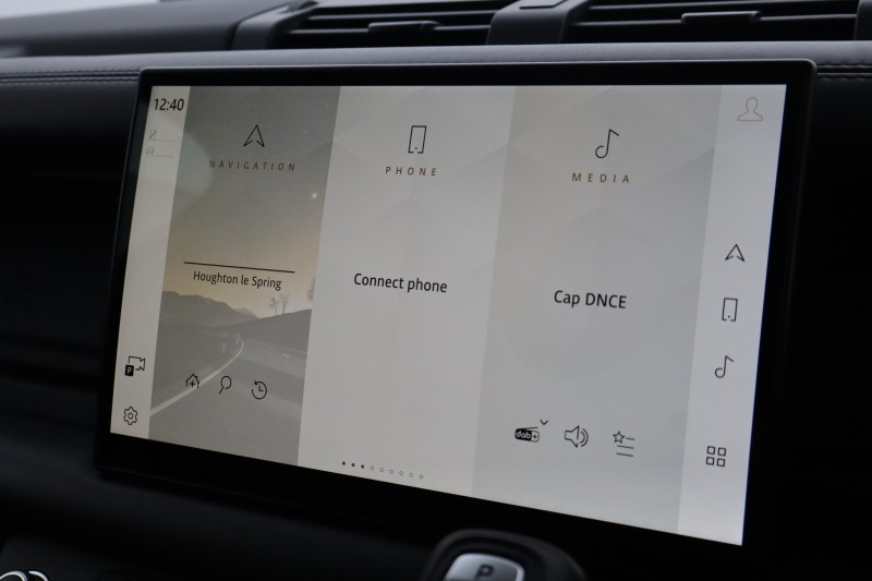 Used Land Rover Defender 2023 for sale - 78067132: Photo 32