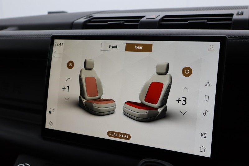 Used Land Rover Defender 2023 for sale - 78067132: Photo 36