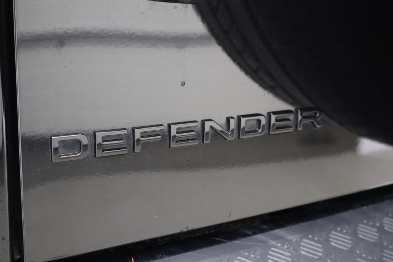 Used Land Rover Defender 2023 for sale - 78067132: Photo 53