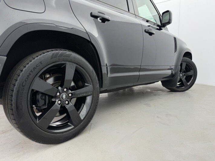 Used Land Rover Defender 2023 for sale - 78067132: Photo 57