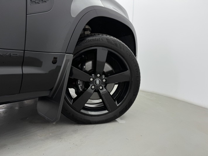 Used Land Rover Defender 2023 for sale - 78067132: Photo 58