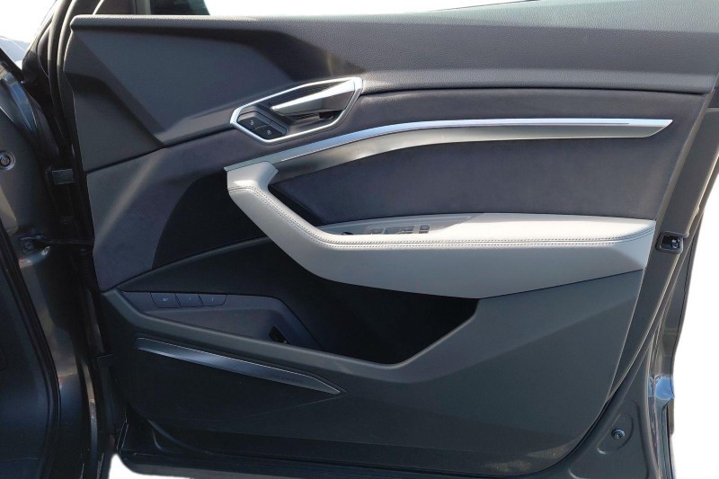 Used Audi Q8 2024 for sale - 78028106: Photo 21