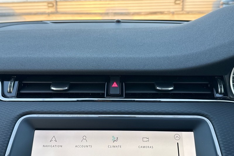 Used Land Rover Range Rover Evoque 2021 for sale - 76984324: Photo 31