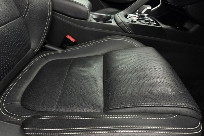 Used Jaguar E-Pace 2022 for sale - 77690960: Photo 25