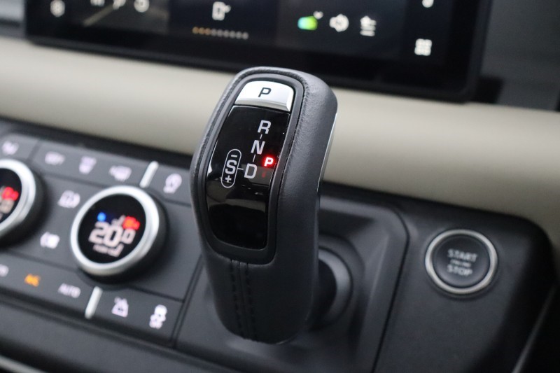 Used Land Rover Defender 2023 for sale - 78053246: Photo 14